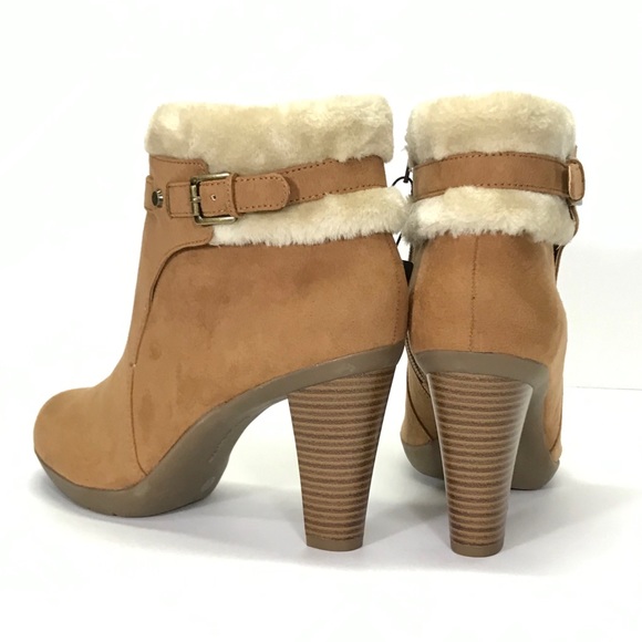 NIB Liz Claiborne Scrappy Heeled Ankle Booties - Picture 3 of 16